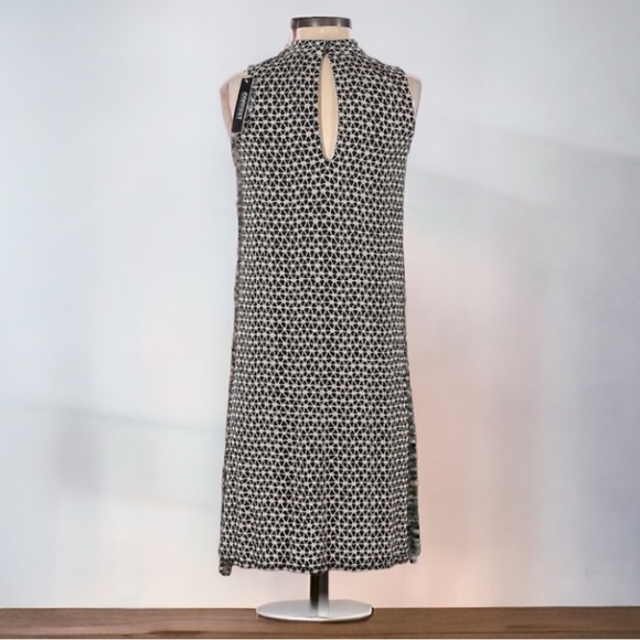 CONTEXT exclusively for Lord & Taylor Halter Dress l SIZE XS - Picture 2 of 6